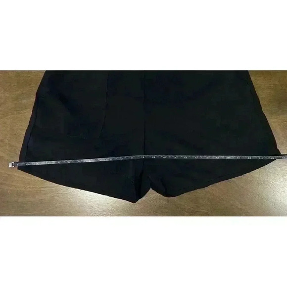 Maze Collection Women Black Shorts Size XL (0158) - Picture 9 of 11